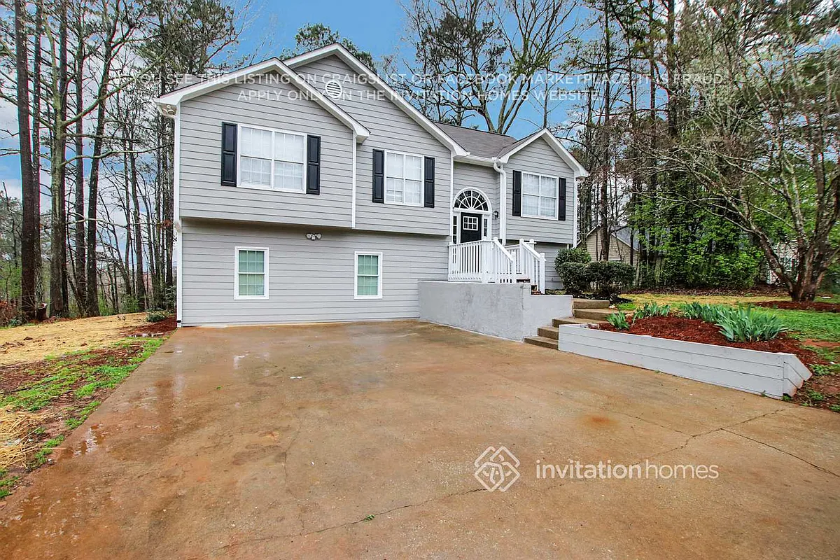 Building Photo - 1815 Independence Dr