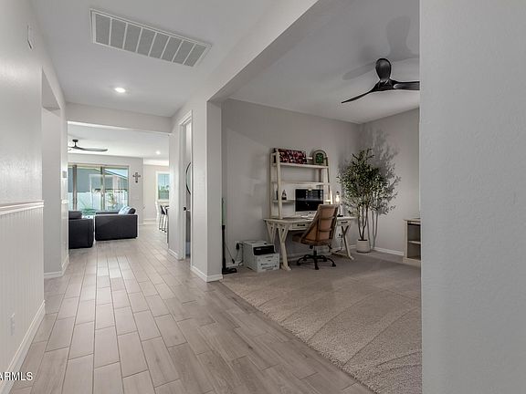 3rd image of 2591 E HOLLYWOOD IKE Avenue