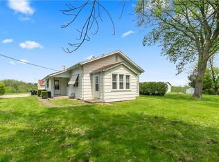 636 E State St, Colfax, IA 50054