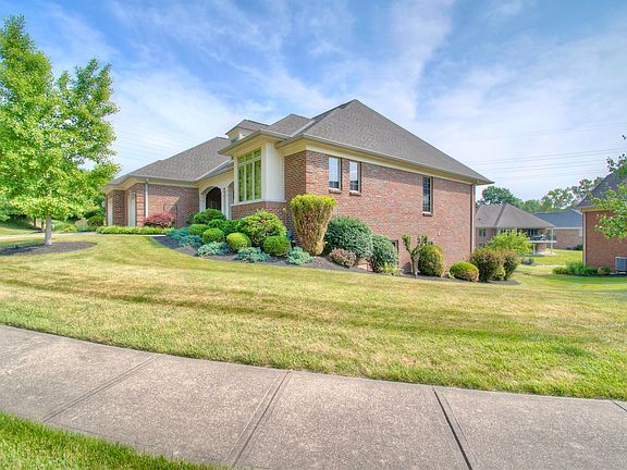 4th image of 799 Woodside Ct