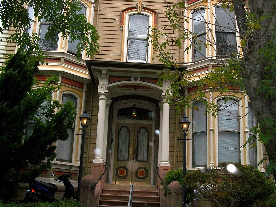FRONT OF 70 LIBERTY