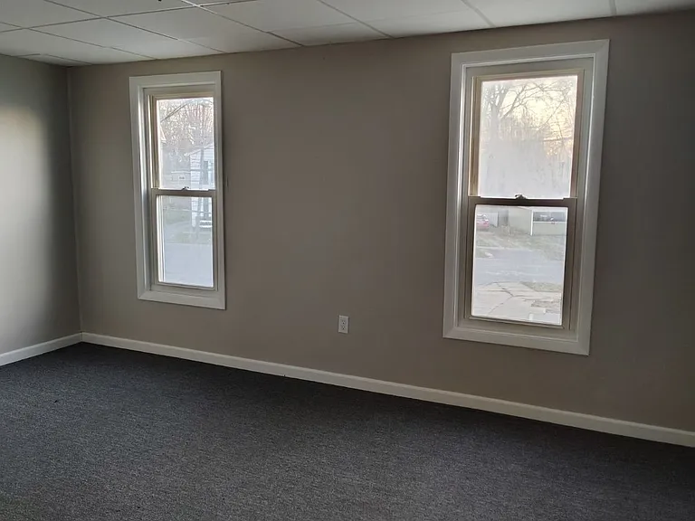 126 Osborne St #2 — Photo 11