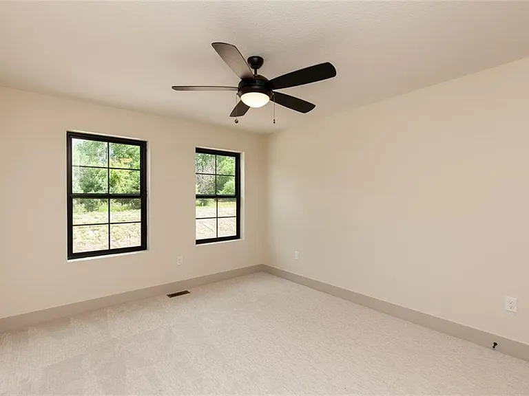 6460 Galleria Dr #2103 — Photo 7