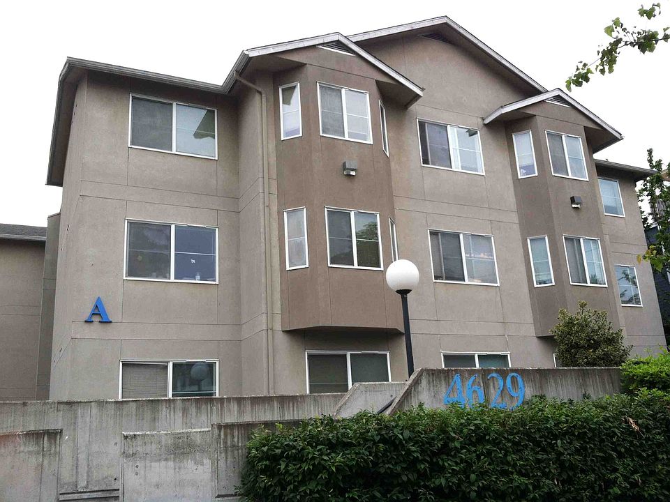 2nd image of 4629 21st Ave NE