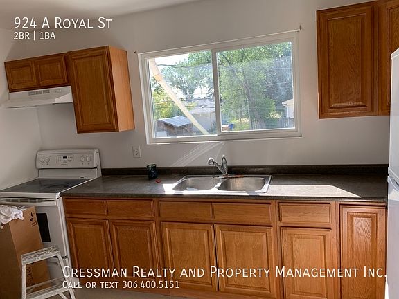 3rd image of 924A Royal St