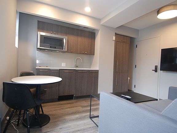 3rd image of 15 E 11th St APT 5A