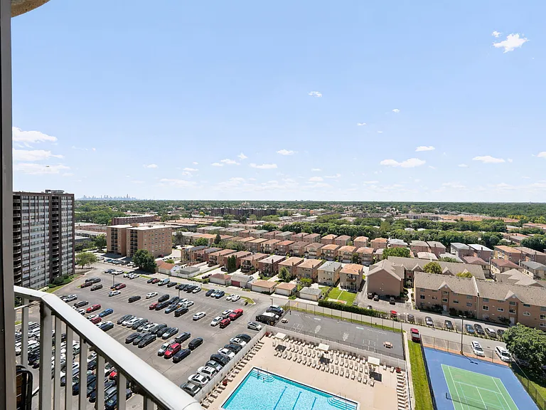 The Pavilion Apartments — Photo 17