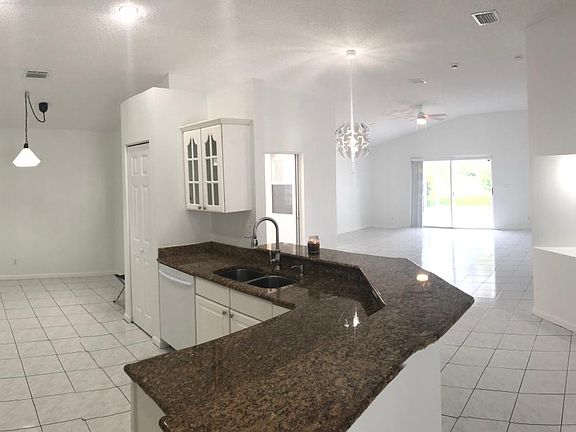 Large Kitchen