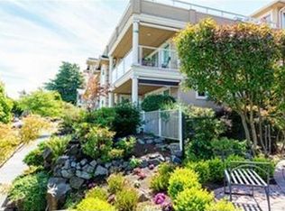 530 Dayton St UNIT 101, Edmonds, WA 98020