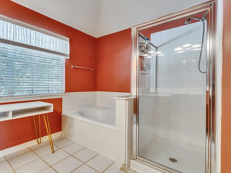 602 Mosman Ct — Photo 20