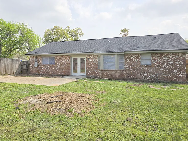 5404 Hazel St — Photo 17