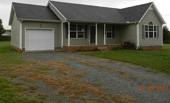 3rd image of 107 Antietam Ct