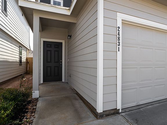 5th image of 24831 Goldoni Dr