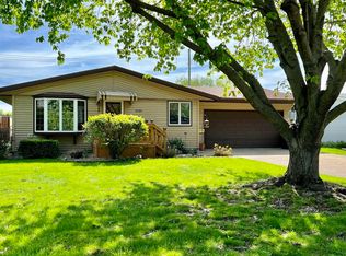 2120 S 15th St, Burlington, IA 52601