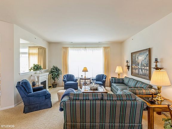 3rd image of 13527 Yellow Pine Dr