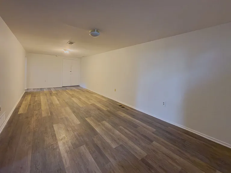 2419 Walter Dr — Photo 28