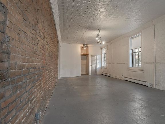 3rd image of 117 2nd St #T