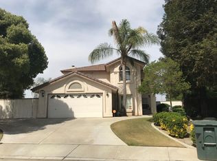 9200 Buckingham Way, Bakersfield, CA 93312