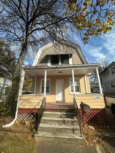 1900 Cadillac St, Flint, MI, 48504