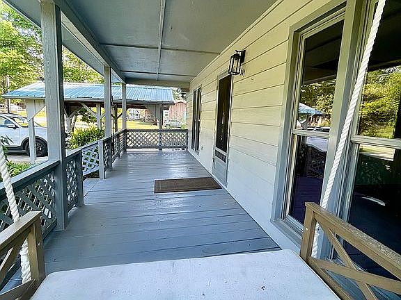 3rd image of 2517 Bessemer Dr SW