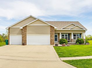 1004 E Madison Ave, Indianola, IA 50125