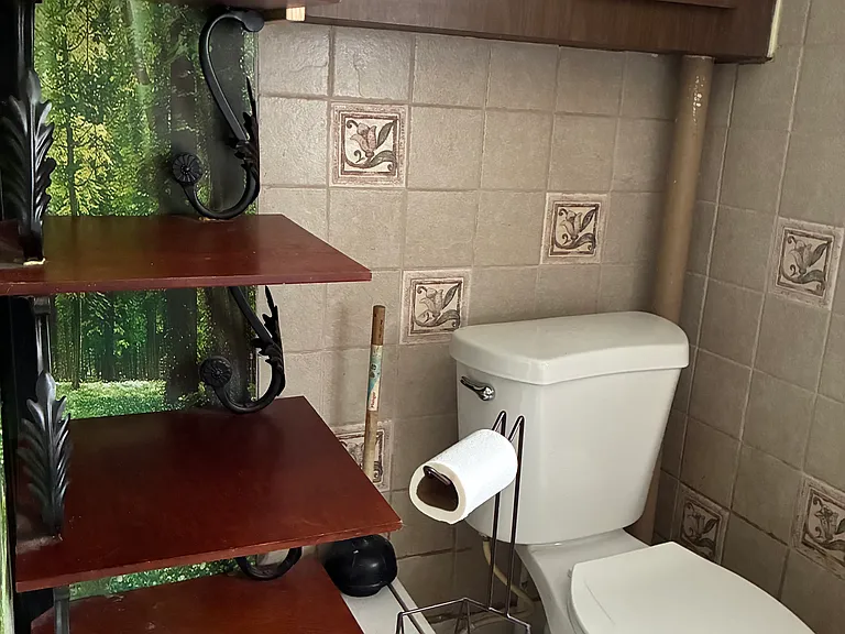 2482 Salt Point Tpke #A — Photo 10