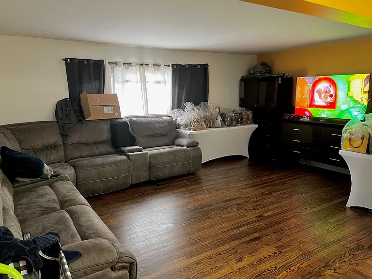 133 Washington St #1 — Photo 3
