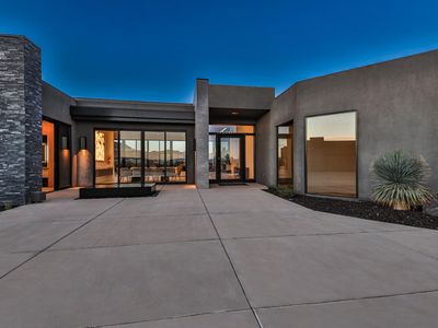 2399 N Kiva Trl, Saint George, UT, 84770