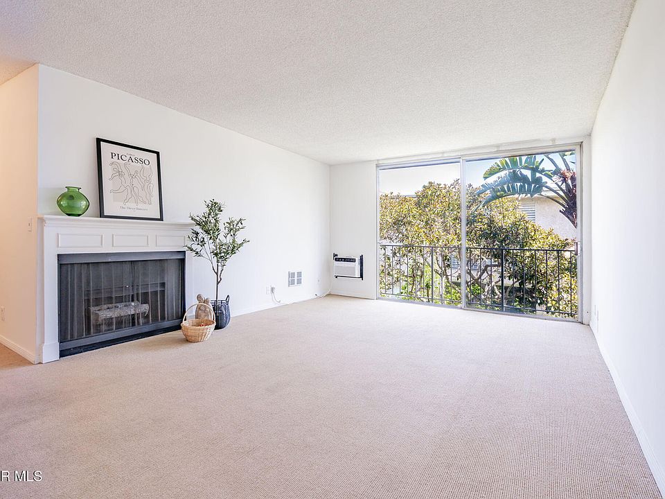 1st image of 11645 Montana Ave APT 318