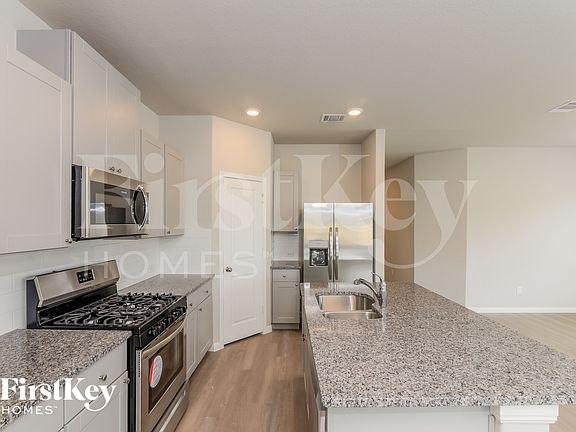 5th image of 1902 Morse Way