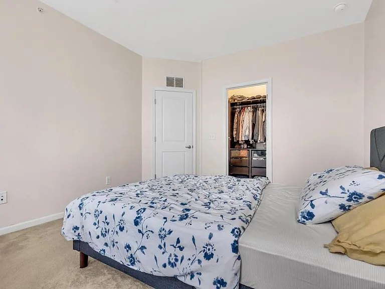 44 Kyle Dr — Photo 18