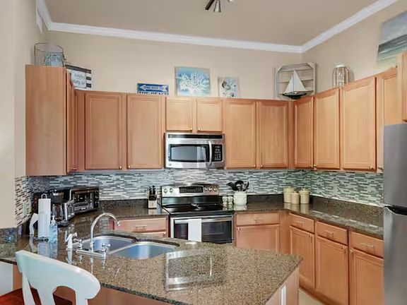 3rd image of 2254 Crystal Cove Ln