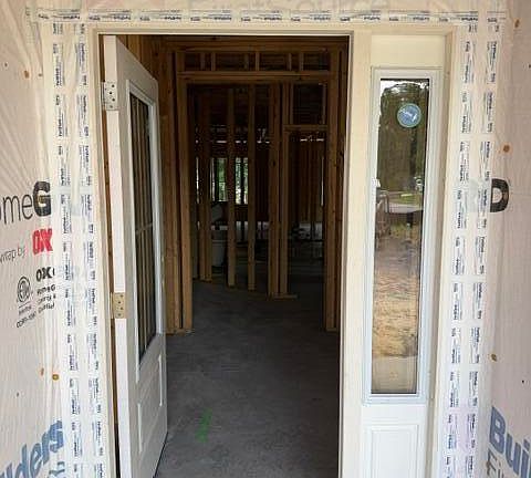 3rd image of 61 Pinewood Drive