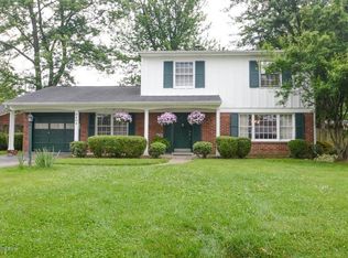 9404 Aylesbury Dr, Rolling Hills, KY 40242