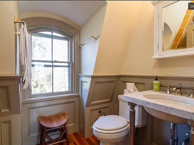 364 Bellevue Ave #D102 — Photo 20