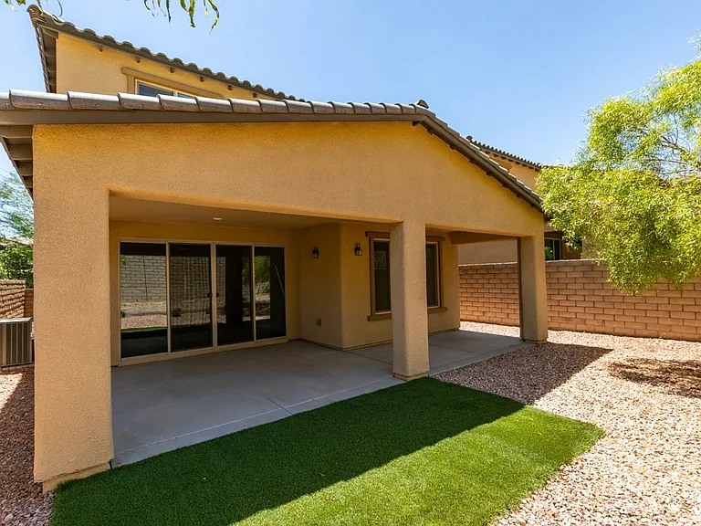 135 Berneri Dr — Photo 27