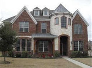 403 E Sandra Ln, Grand Prairie, TX 75052