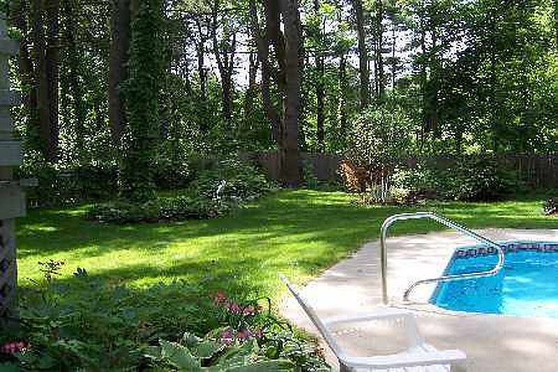 5th image of 920 PINE HILL Drive
