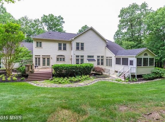 5th image of 17 Mansel Dr