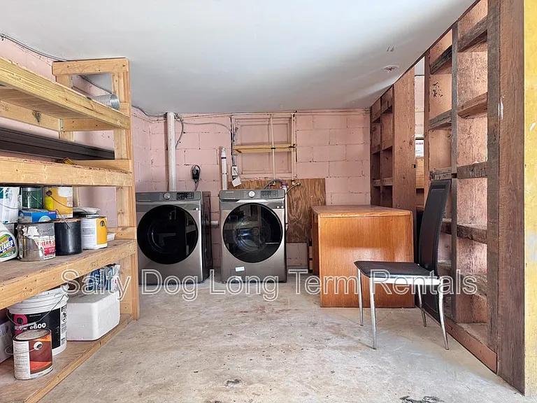 438 N Grandview Ave — Photo 13