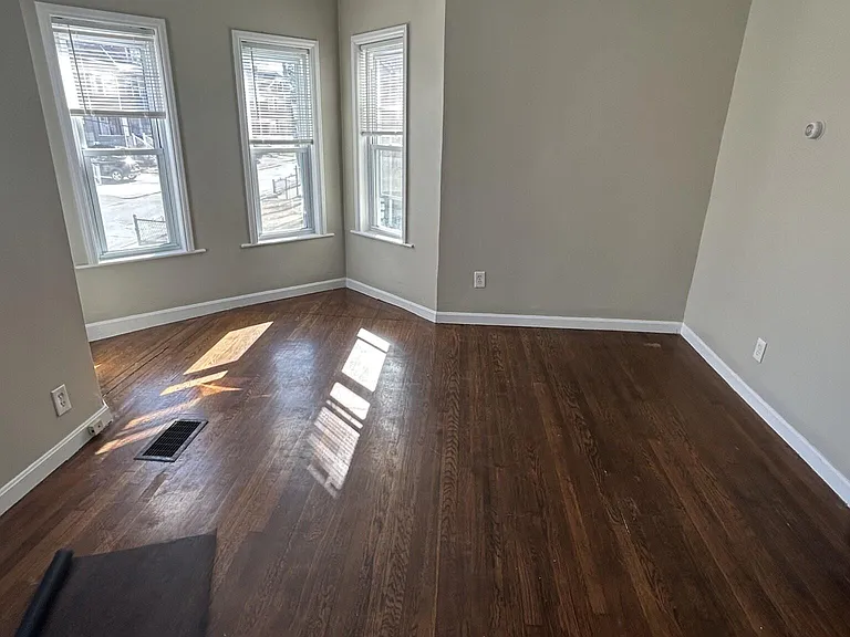 40 Hurd St #U-2 — Photo 2