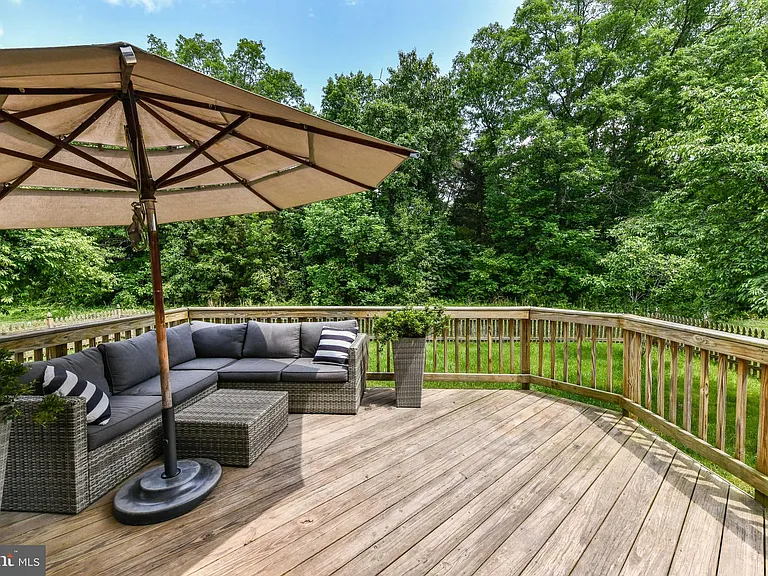 14104 Flicker Ct — Photo 42