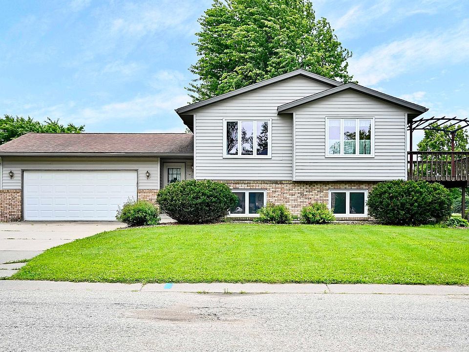 1st image of 205 Benson Dr