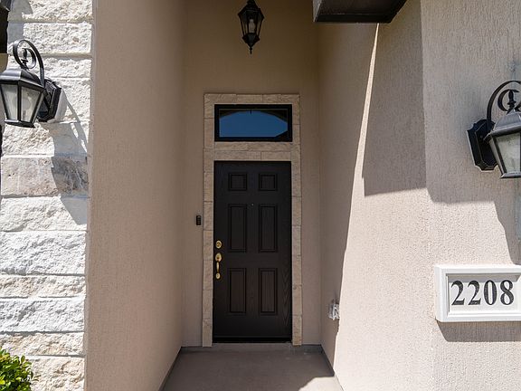 2nd image of 2208 N 26th Dr