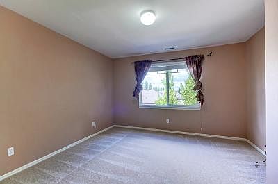 5th image of 11427 NE 117th St