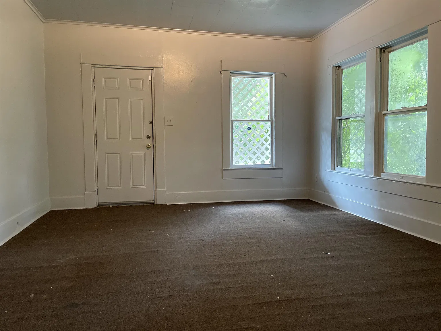 2919 Lee Avenue - 1 — Photo 3