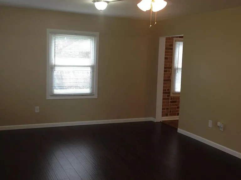 40 Melrose Ln — Photo 3