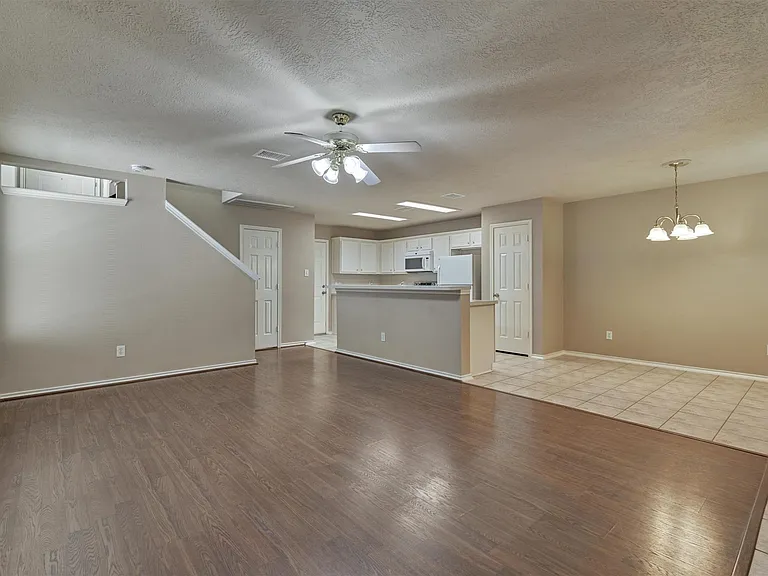 231 Blushwood Pl — Photo 8