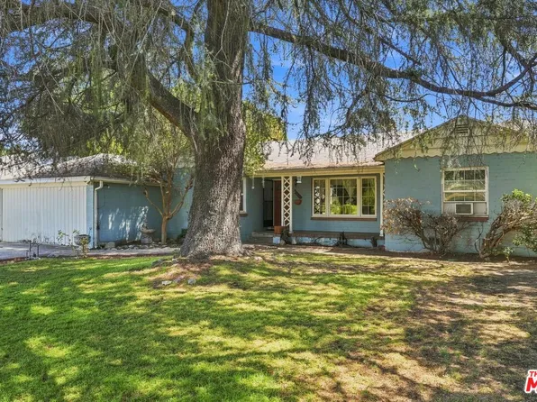 15954 Gault St, Van Nuys, CA 91406