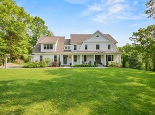 12 Fox Run Rd, Dover, MA 02030